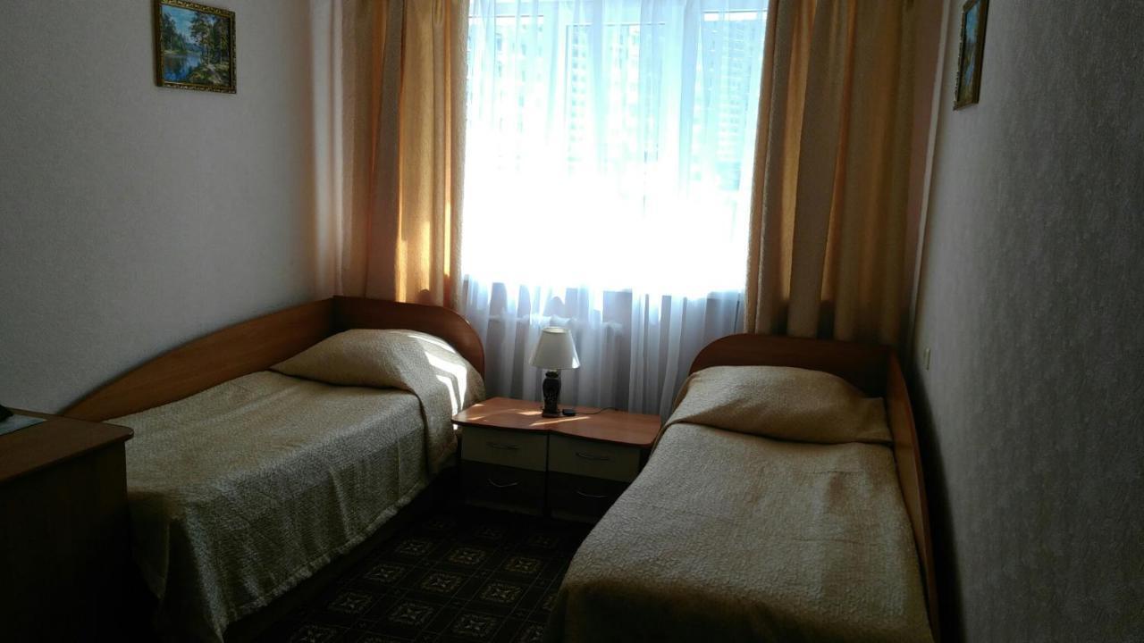 Severnye Zori Hotel Cherepovets Extérieur photo